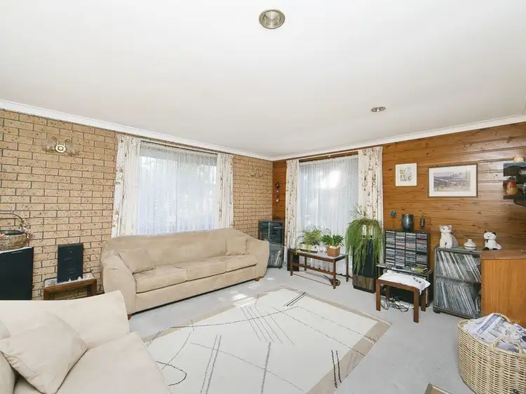 Second view of Homely house listing, 7 Hayley Crescent, Queanbeyan NSW 2620