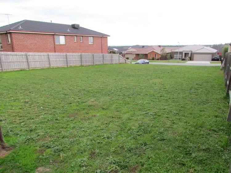 16 Daventry Court, Berwick VIC 3806