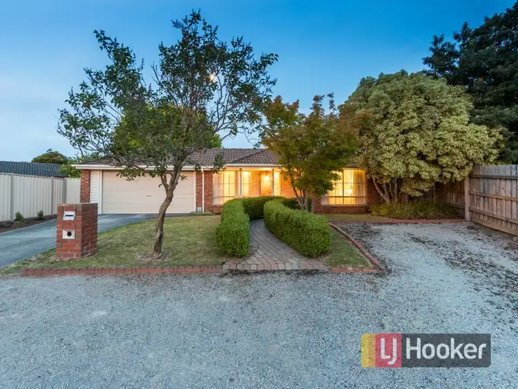 Second view of Homely house listing, 6 Dundee Court, Endeavour Hills VIC 3802