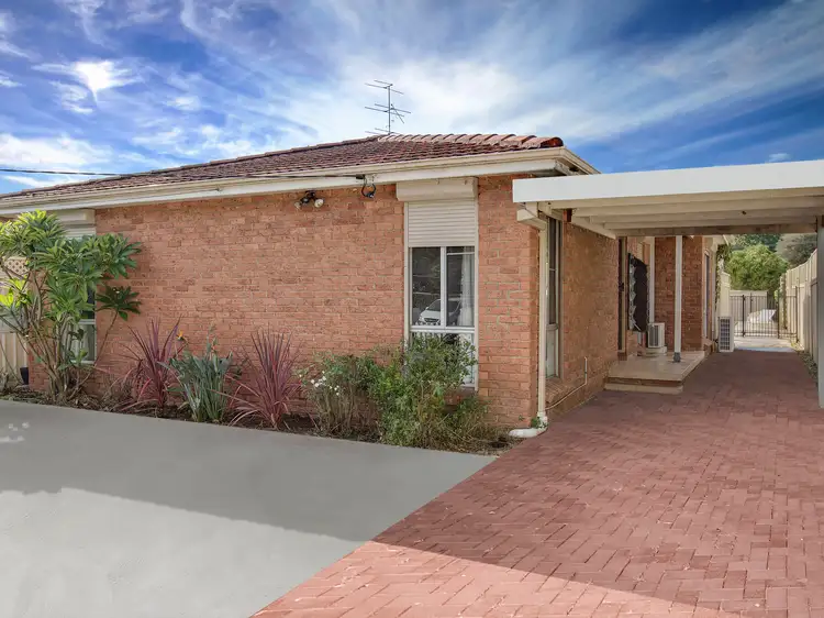 Second view of Homely house listing, 5 Nerissa Road, Erina NSW 2250