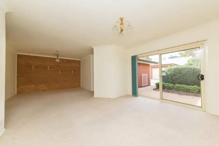 Sixth view of Homely villa listing, 4/33-35 Boundary Road, Dubbo NSW 2830
