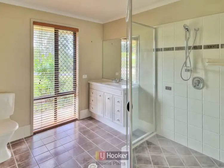 Fifth view of Homely house listing, 2 Dorset Close, Greenbank QLD 4124