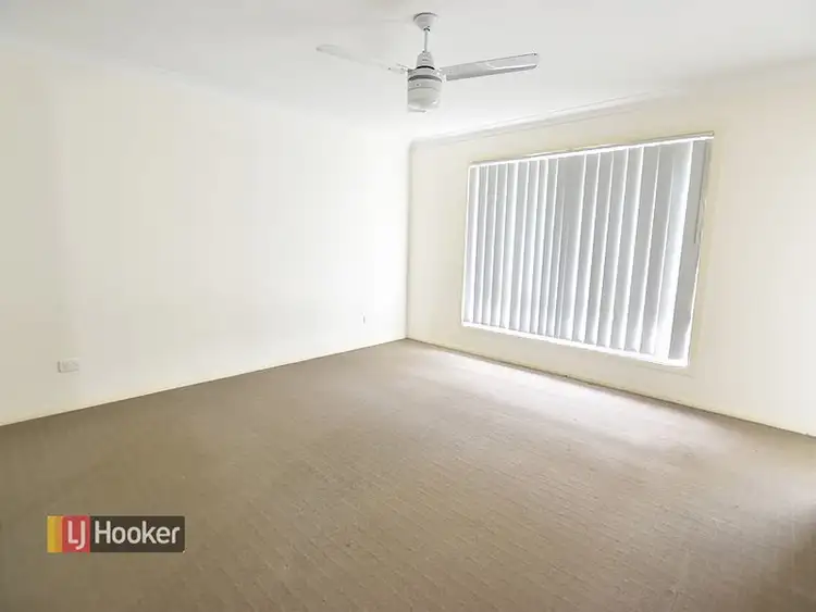 Sixth view of Homely house listing, 8 Gatsby Court, Kallangur QLD 4503