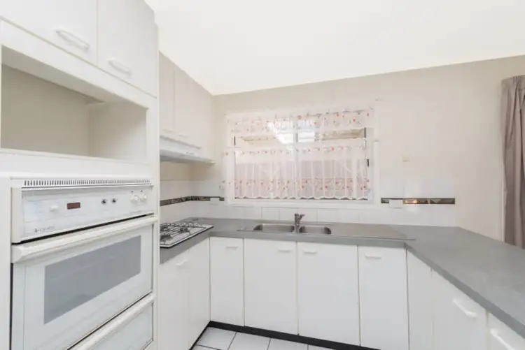Sixth view of Homely house listing, 5 Hart Close, Palmerston ACT 2913