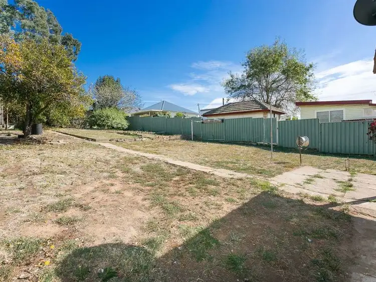 Fifth view of Homely house listing, 37 Stornaway Road, Queanbeyan NSW 2620