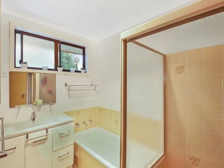 Fifth view of Homely house listing, 42 Balfour Close, Springfield NSW 2250