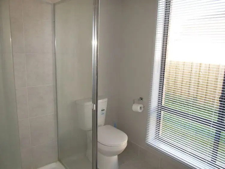 Fifth view of Homely house listing, 6 O'Brien Street, Bairnsdale VIC 3875