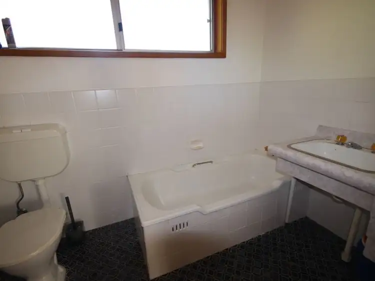 Sixth view of Homely house listing, 37 Lachlan Crescent, St Georges Basin NSW 2540