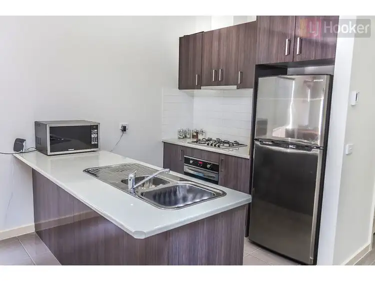 Second view of Homely house listing, 6 Crosskeys Rd, Craigieburn VIC 3064