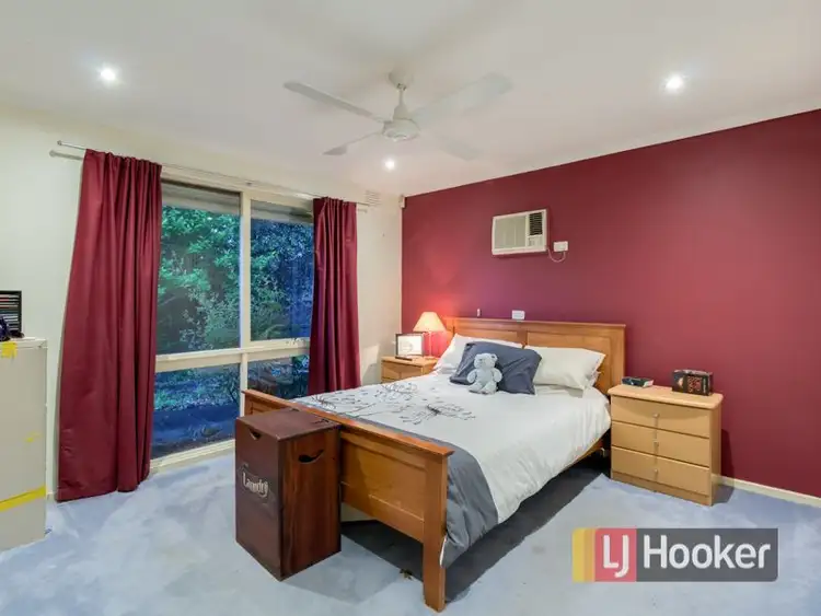 Sixth view of Homely house listing, 6 Lonsdale Crescent, Cranbourne North VIC 3977
