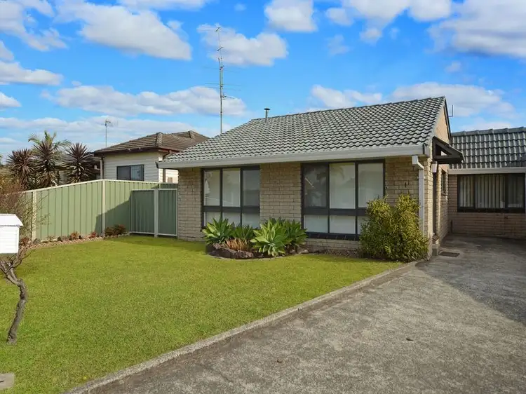 Main view of Homely unit listing, 1/128-130 Terry Street, Albion Park NSW 2527