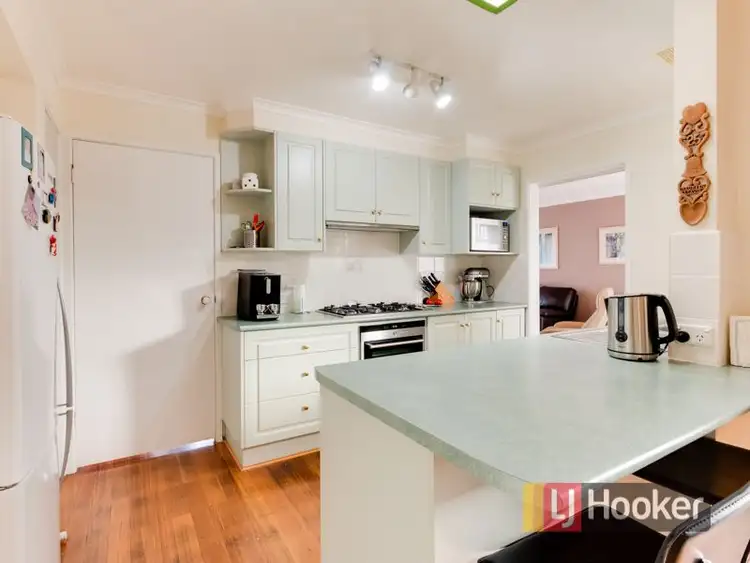 Sixth view of Homely house listing, 1 Terrell Close, Endeavour Hills VIC 3802