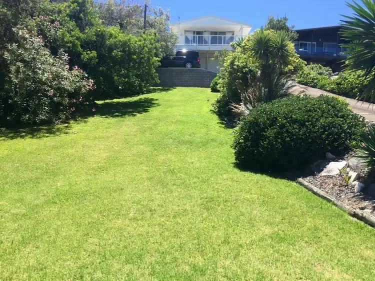 40A Tallawang Avenue, Malua Bay NSW 2536
