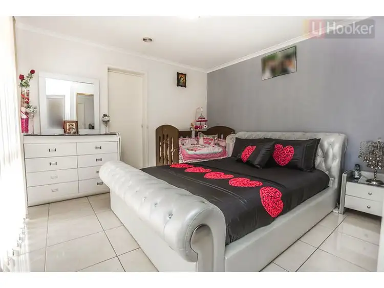 Seventh view of Homely house listing, 19 Knight Court, Meadow Heights VIC 3048