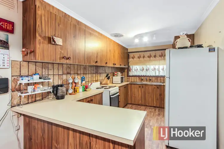 Third view of Homely unit listing, 8/10 Wadsley Avenue, Pakenham VIC 3810