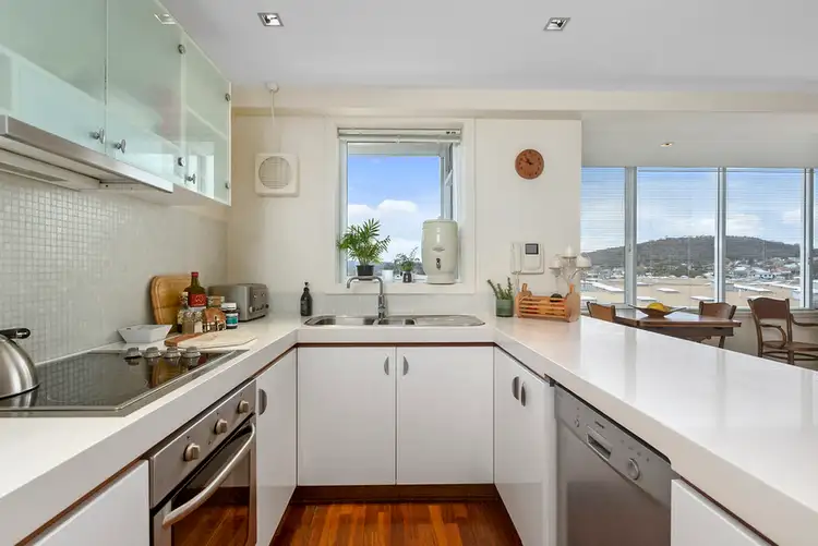 Fifth view of Homely apartment listing, 4B/33 Tower Road, New Town TAS 7008