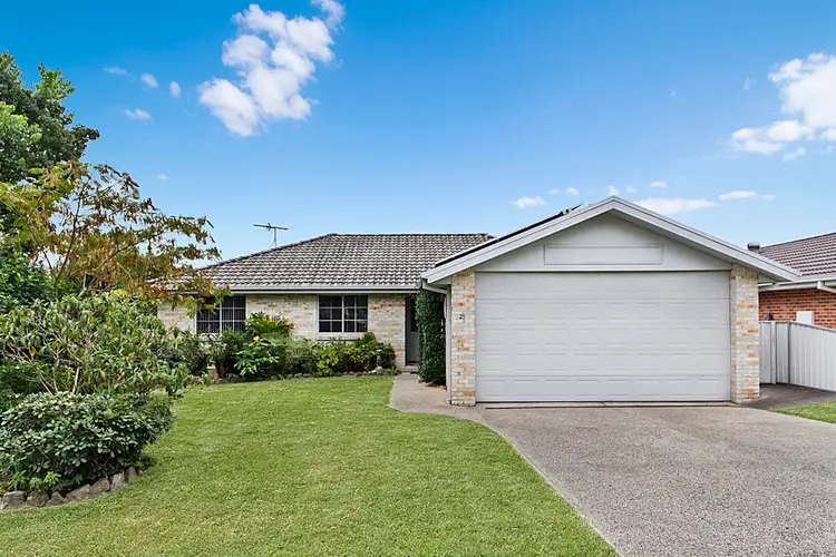 25 Gundaroo Circuit, Maryland NSW 2287