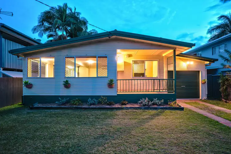 54 Whiting Street, Labrador QLD 4215