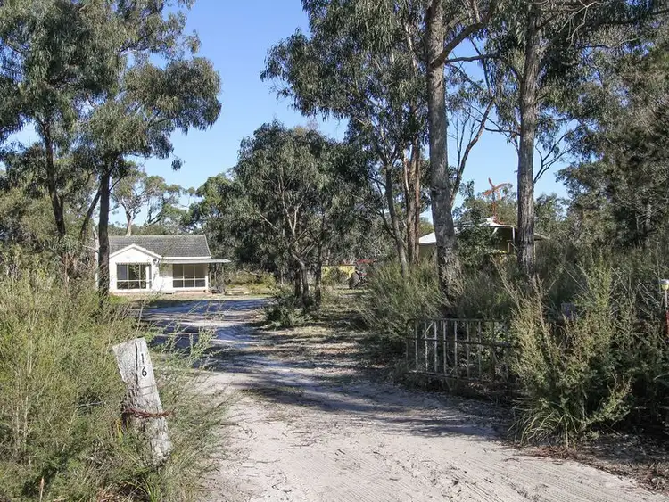 16 Centella Lane, Longford VIC 3851