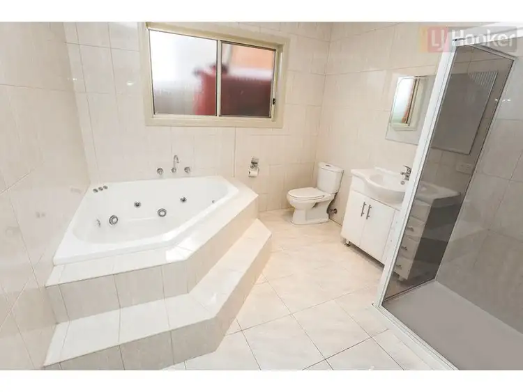 Seventh view of Homely house listing, 4 Neptune St, Roxburgh Park VIC 3064