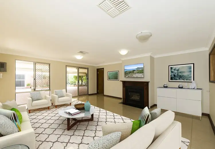 26 Tenterden Way, Gosnells WA 6110