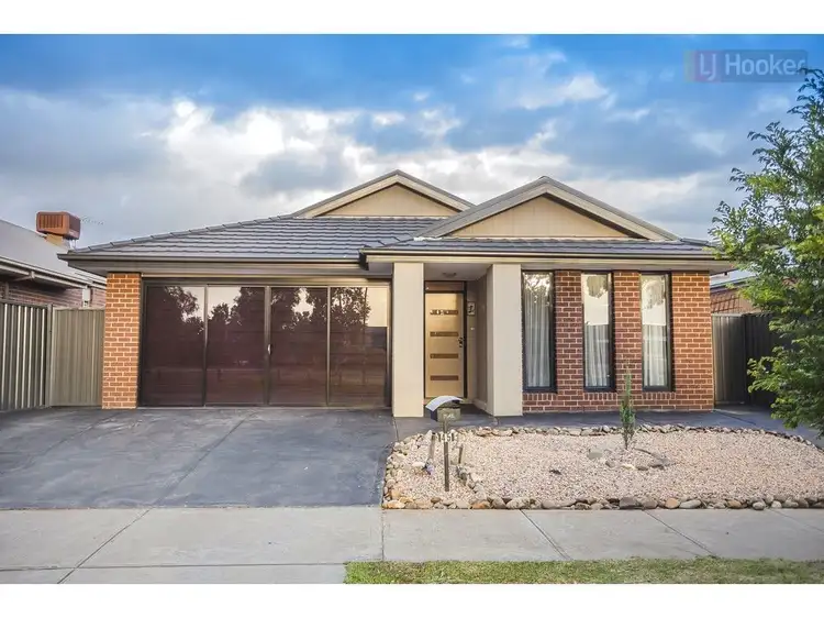 45 Cradle Mountain Drive, Craigieburn VIC 3064