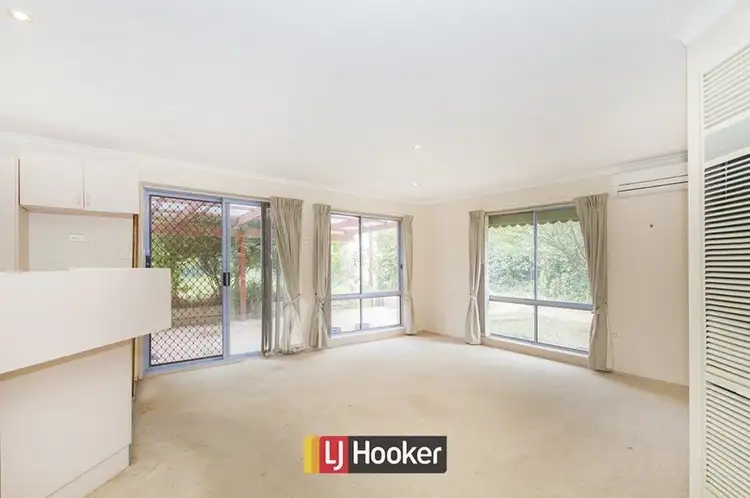 17 Elyard Place, Dunlop ACT 2615