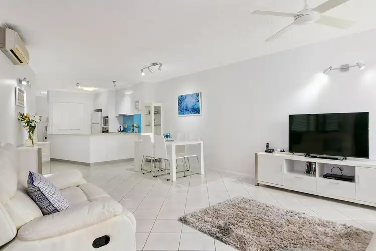 1/275 Esplanade, Cairns North QLD 4870