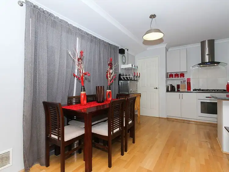 Seventh view of Homely house listing, 5 Astrolabe Way, Swan View WA 6056