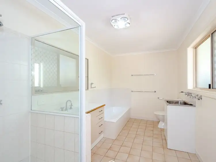 Sixth view of Homely unit listing, 2/5 William Street, Gladstone Central QLD 4680