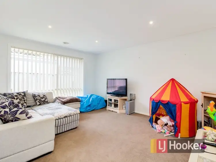 Fifth view of Homely house listing, 29 Meadowlands Way, Berwick VIC 3806