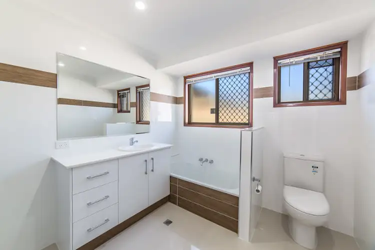 Sixth view of Homely semi-detached listing, 2/26 Galloway Drive, Ashmore QLD 4214