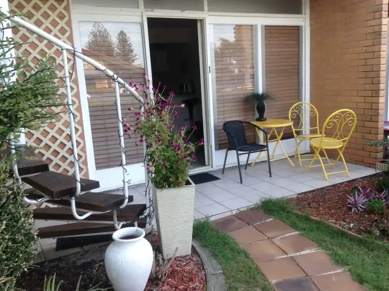 Main view of Homely apartment listing, 1/162 Surf Parade, Broadbeach QLD 4218