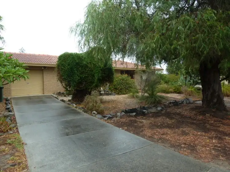 9 Dorchester Road, Forrestfield WA 6058