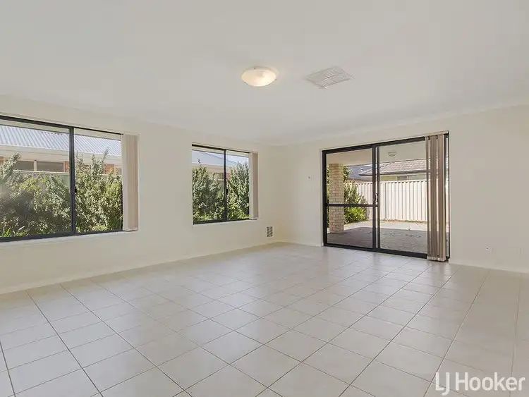 Fifth view of Homely house listing, 8 Dunsky Pass, Secret Harbour WA 6173