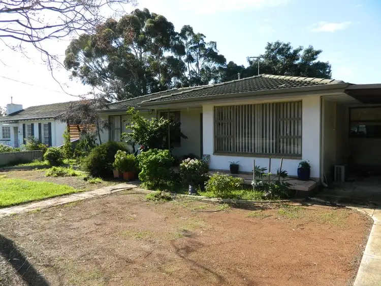 Second view of Homely house listing, 467 Abernethy Road, Cloverdale WA 6105