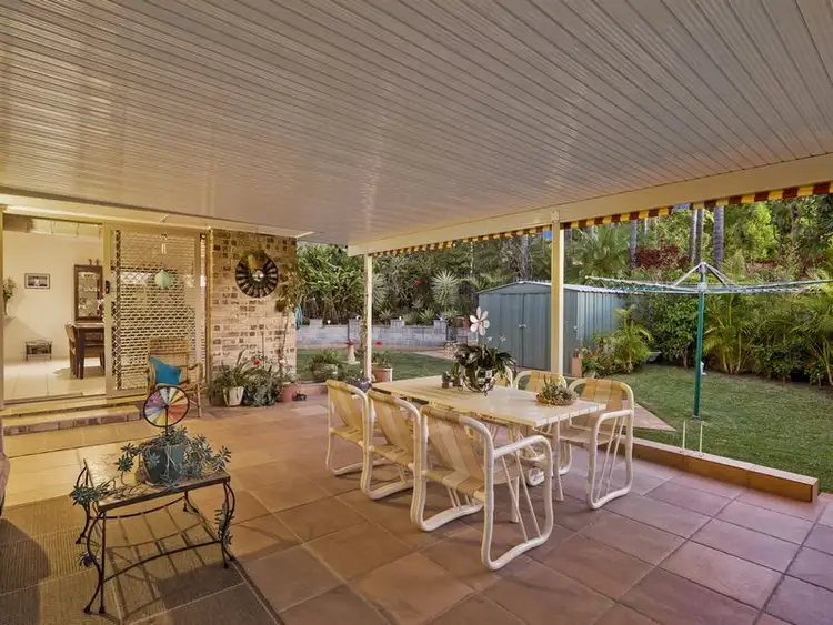 7 Nauru Place, Pacific Pines QLD 4211