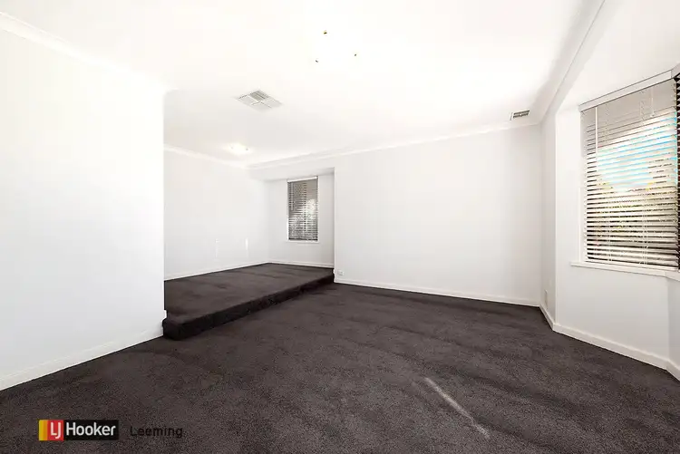 Fifth view of Homely house listing, 7 Howlett Place, Leeming WA 6149