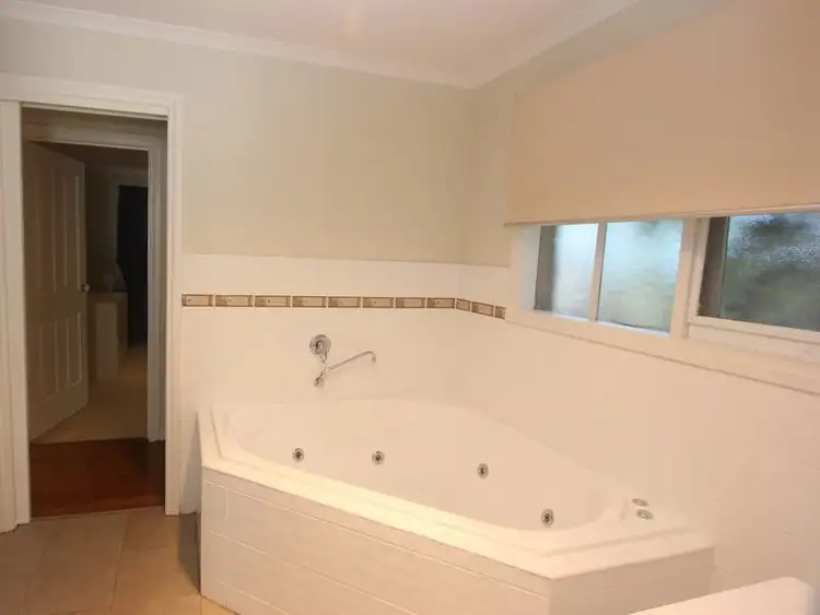Fifth view of Homely unit listing, 9/99 Bentons Road, Mornington VIC 3931