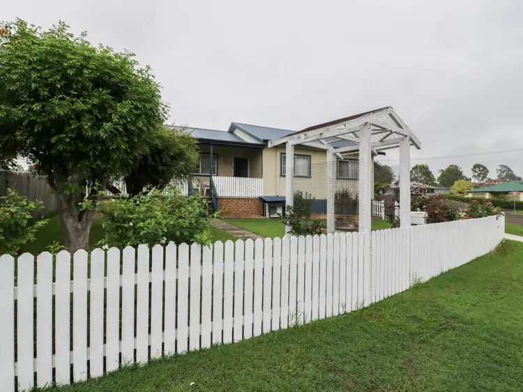 20 Golf Avenue, Taree NSW 2430