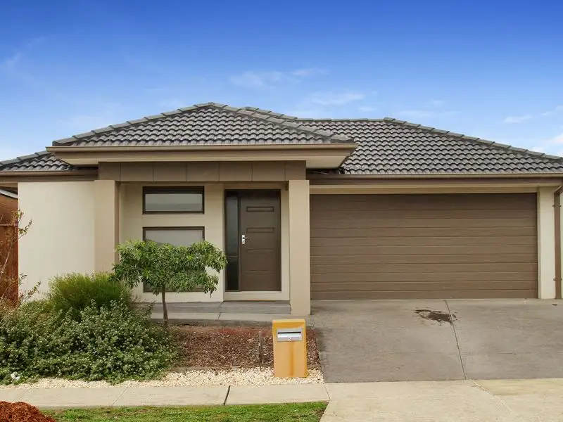 Main view of Homely house listing, 5 Positano Way, Lalor VIC 3075