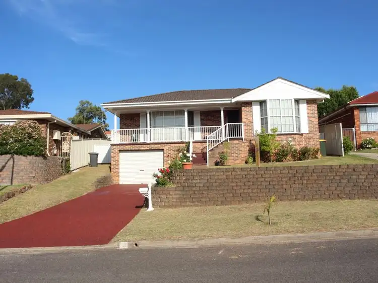 4 Hewitt Place, Minto NSW 2566