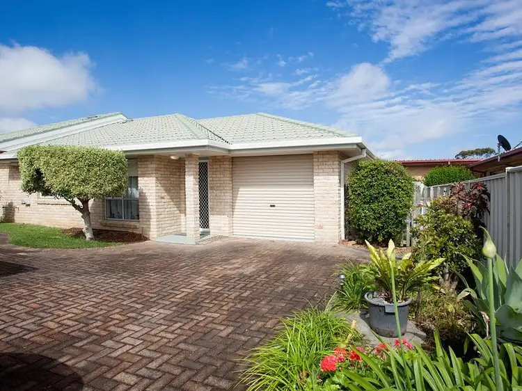 Main view of Homely villa listing, 3/37 Old Bar Road, Old Bar NSW 2430