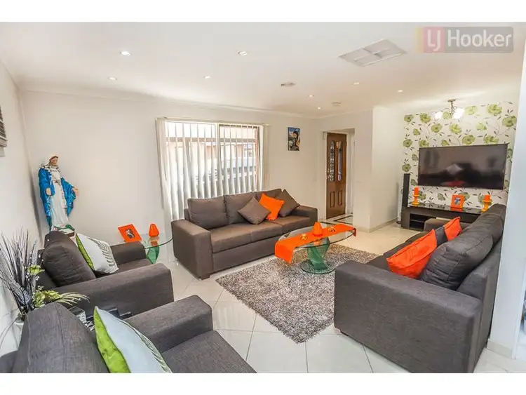 Fourth view of Homely house listing, 19 Knight Court, Meadow Heights VIC 3048