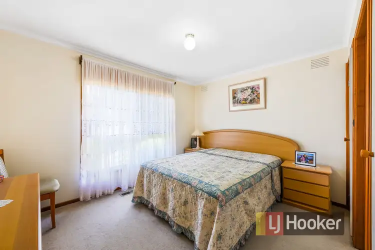 Sixth view of Homely house listing, 42 Singleton Drive, Endeavour Hills VIC 3802