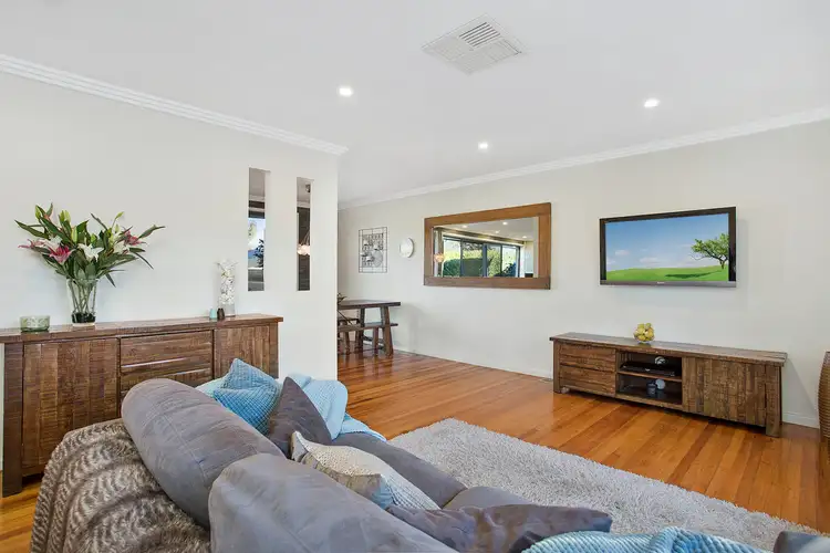 Fourth view of Homely house listing, 7 Ogilby Crescent, Page ACT 2614