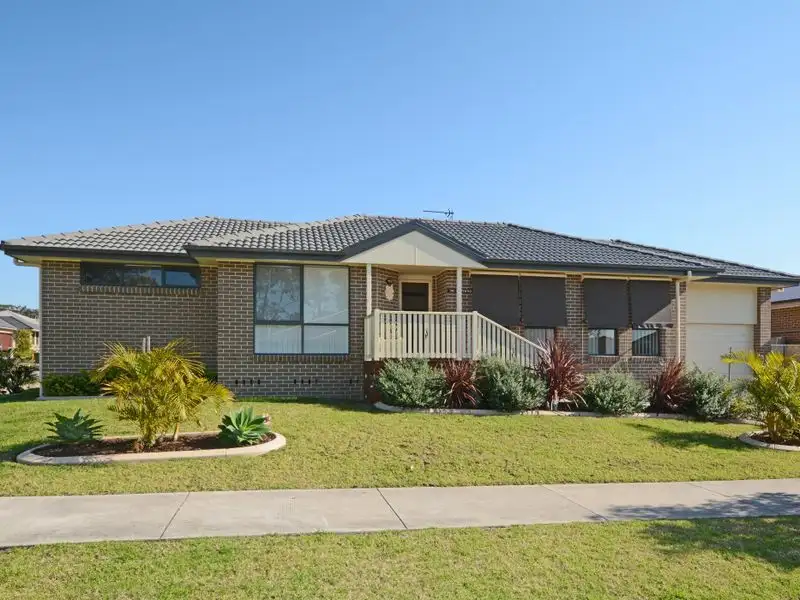 Main view of Homely villa listing, 2/17 Macrae Street, East Maitland NSW 2323