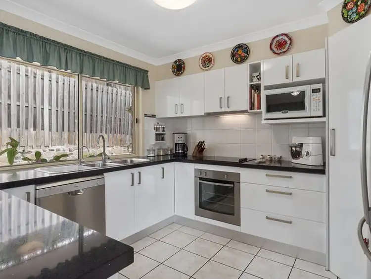 Third view of Homely house listing, 8 Temoe Rise, Pacific Pines QLD 4211