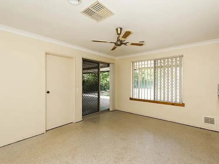 Fifth view of Homely house listing, 4 Valkyrie Place, Gosnells WA 6110