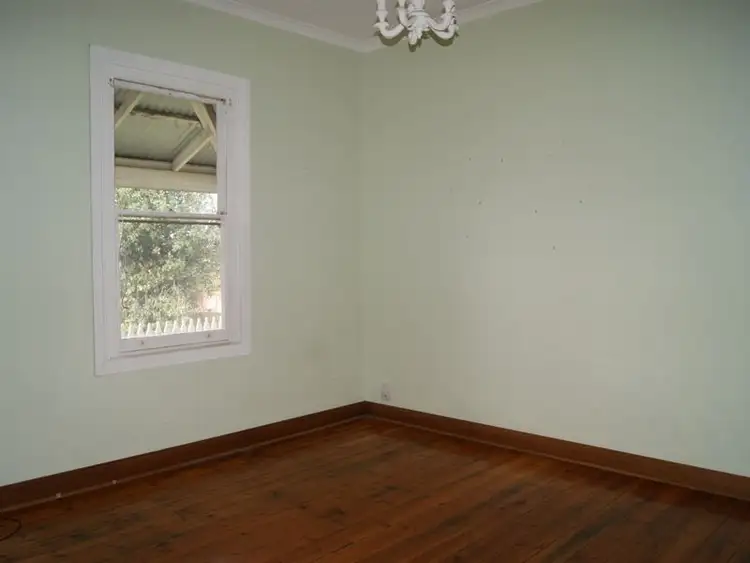 Sixth view of Homely house listing, 6 Gibbs Place, Bairnsdale VIC 3875